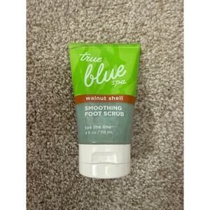 Bath and Body Works True Blue Spa Walnut Shell Smoothing Foot Scrub, 4 oz.